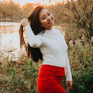 Meet your Posher, Angelia